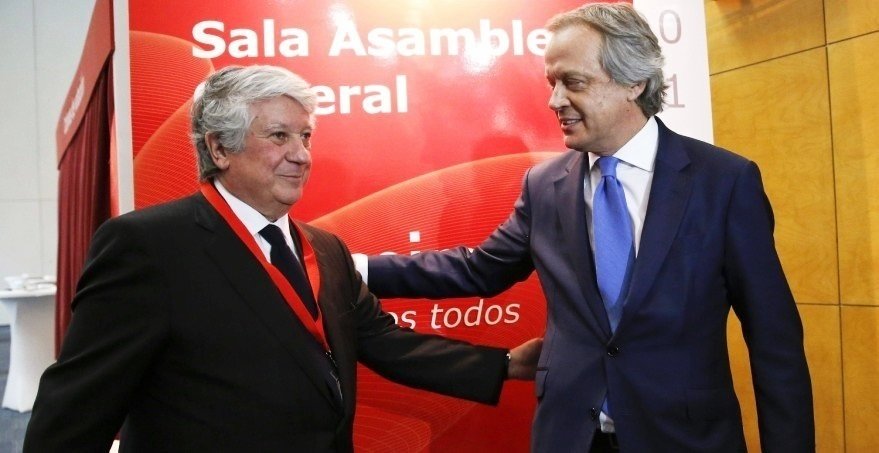 El presidente de la CEIM, Arturo Fernández (izquierda), y su rival, Hilario Alfaro (derecha).