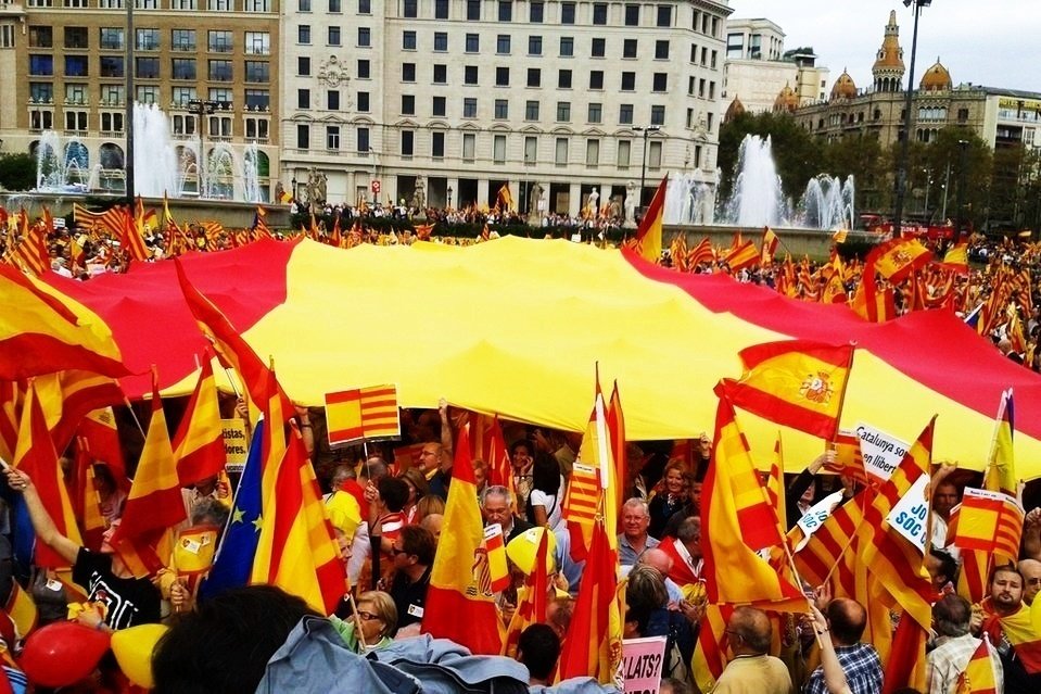 Manifestación en Barcelona el 12 de octubre por la españolidad de Cataluña.