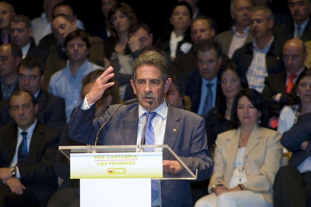 Miguel Ángel Revilla, en un acto del Partido Regionalista de Cantabria.
