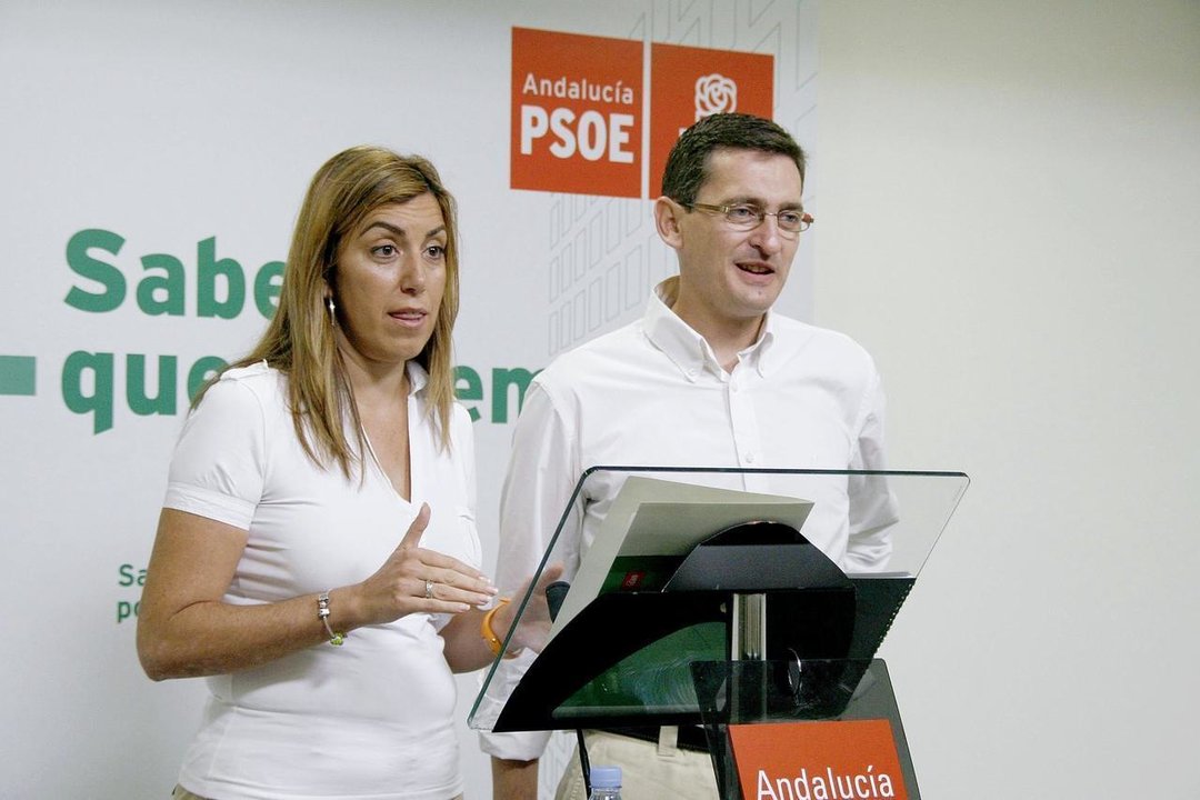 Susana Díaz, con el secretario general del PSOE de Almería, José Luis Sánchez Teruel.