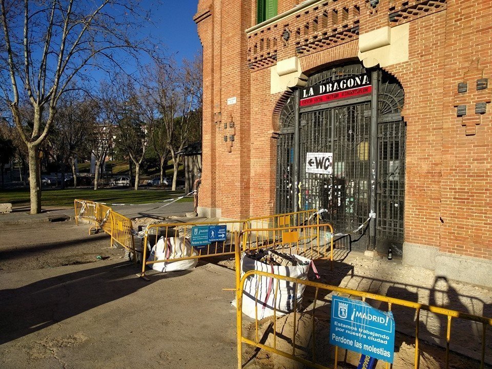 Centro okupa La Dragona, en el barrio de La Elipa (Madrid).