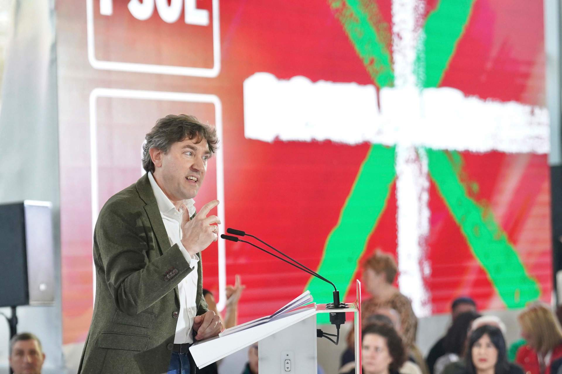 El candidato del PSE-EE a lehendakari, Eneko Andueza, en un acto en Bilbao.