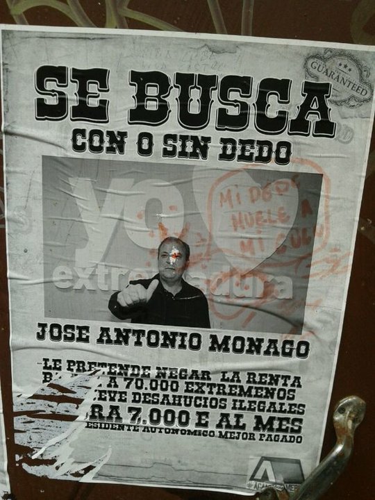 Cartel de Acampada Mérida contra José Antonio Monago en Cáceres.