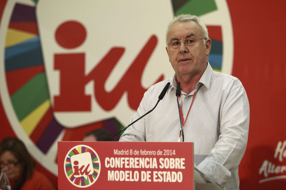 El coordinador federal de Izquierda Unida, Cayo Lara, durante la conferencia sobre el modelo de Estado.