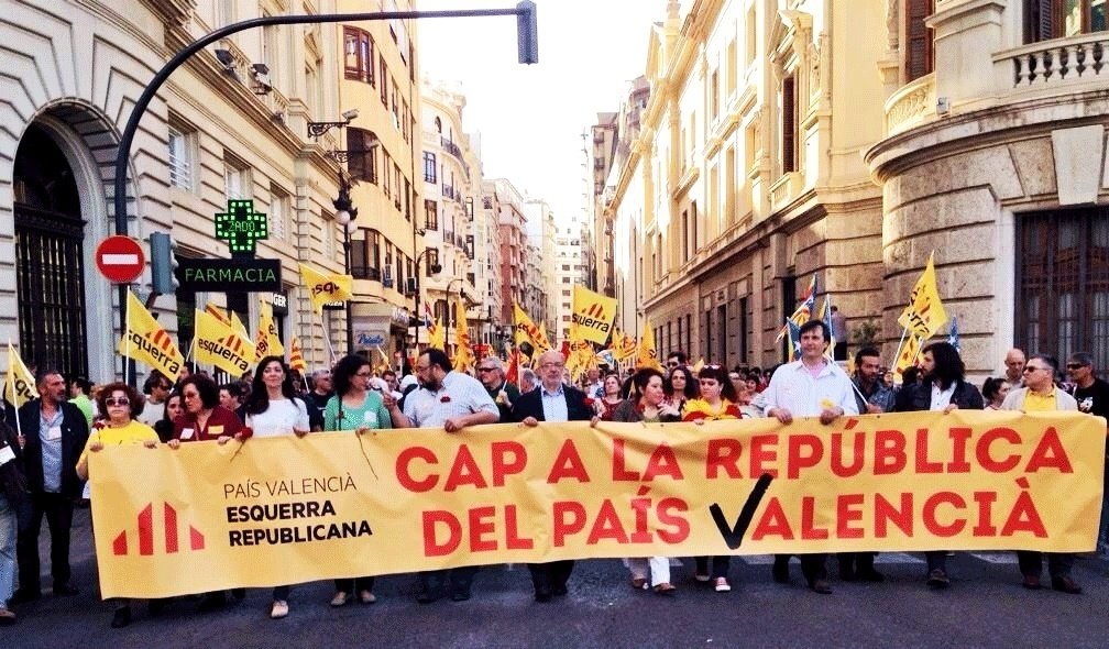 Manifestación de Esquerra Republicana del País Valencià.
