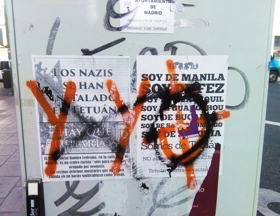 Pintadas en contra y a favor de los neonazis de Tetuán.