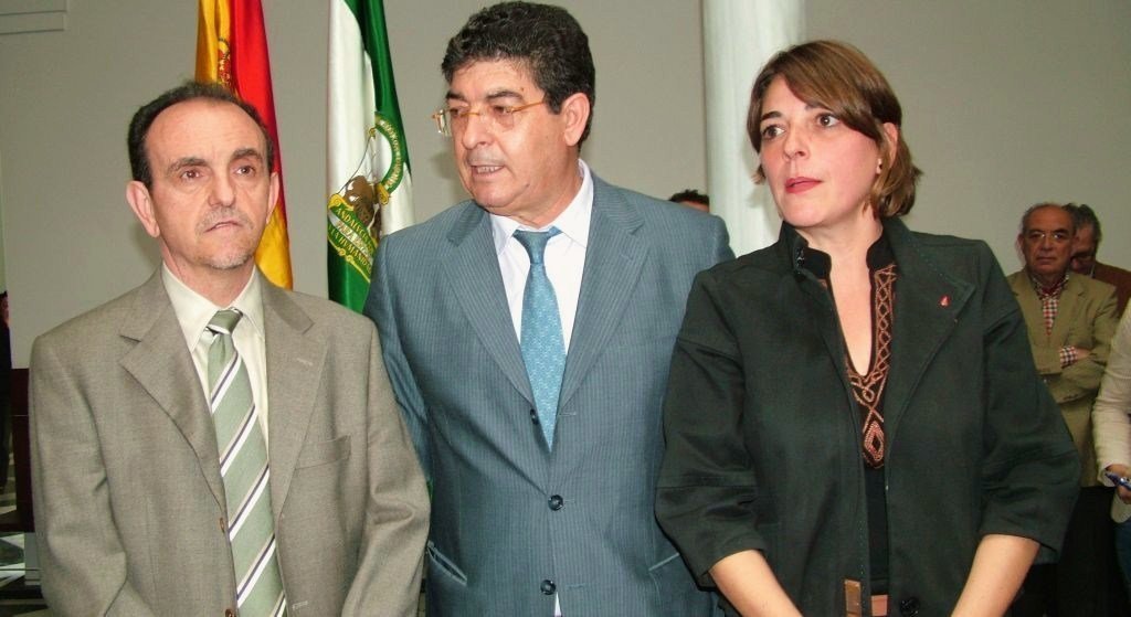 Los tres ex consejeros de IU: Rafael Rodríguez, Diego Valderas y Elena Cortés.