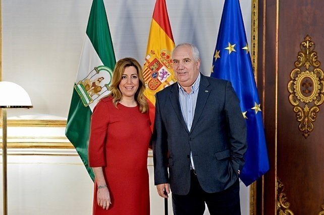 Susana Díaz y Paco Carbonero, secretario general de Comisiones Obreras en Andalucía.