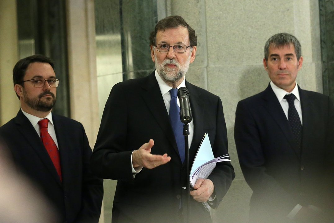 Asier Antona, Mariano Rajoy y Fernando Clavijo.