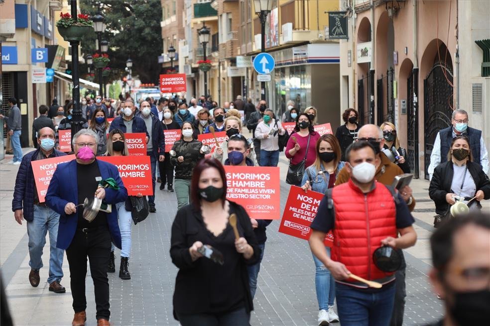 Protesta del sector hostelero por el centro de Castellón, el 4 de febrero