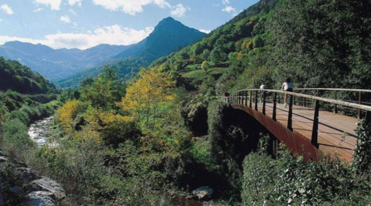 Así es la Senda del Oso, una de las rutas más bonitas de Asturias